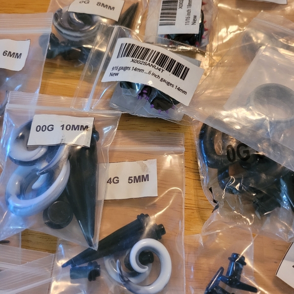 Guage Earrings - Picture 6 of 10